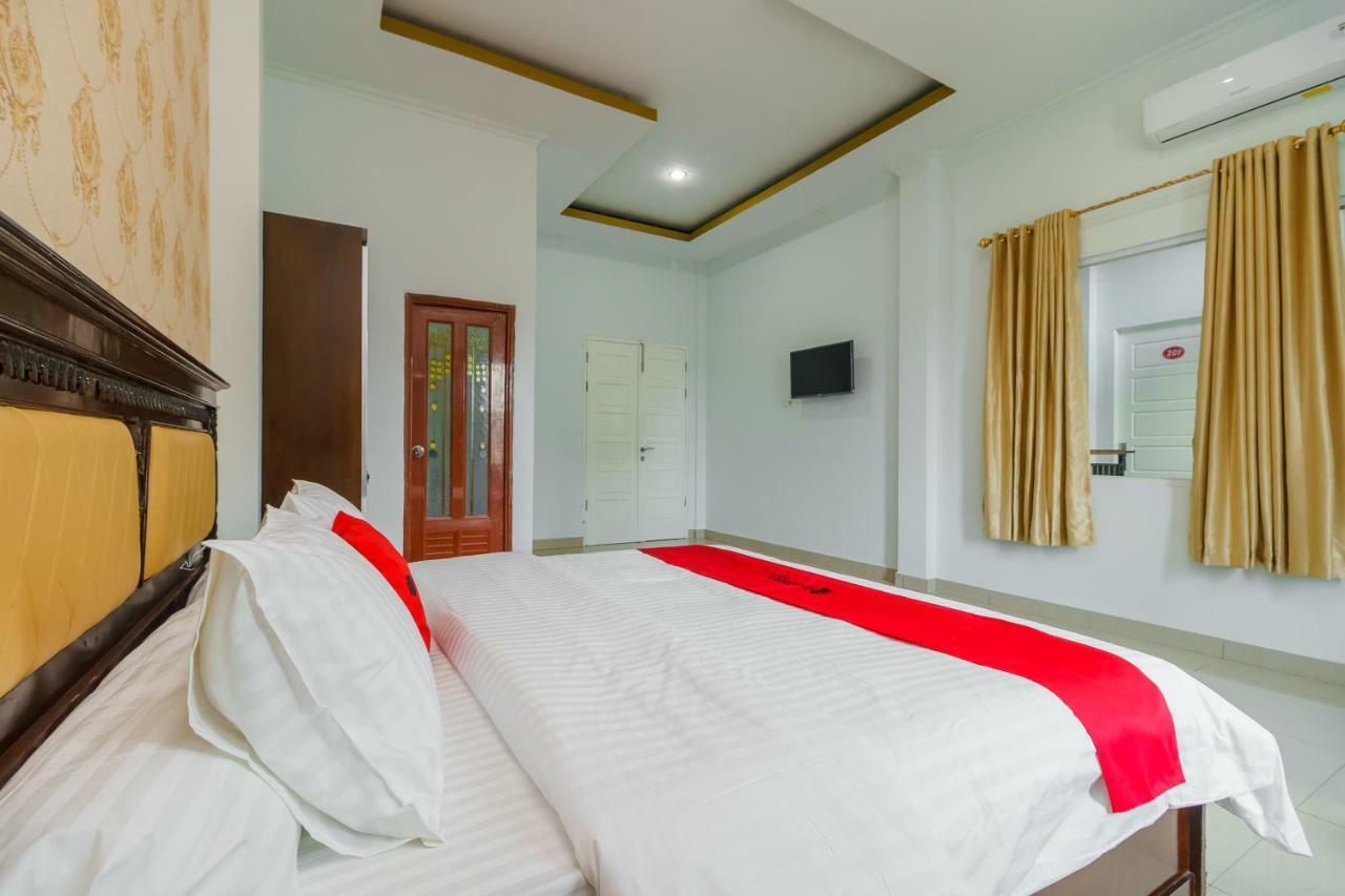 Reddoorz Syariah Near Simpang Sekip Palembang Hotel Екстериор снимка